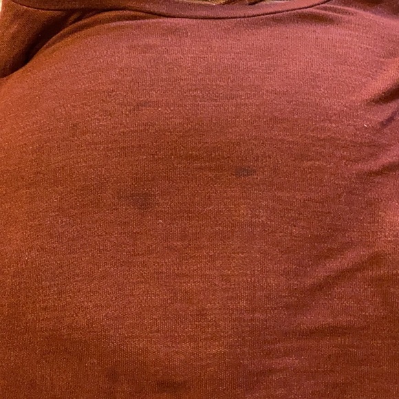 American Eagle Women’s Rust Sweater with Open back - Picture 5 of 5